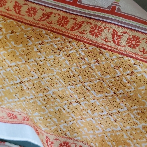 Lovely scarf by Fraas. Beautiful shade of orange and red, purple. Excell… - Picture 8 of 8